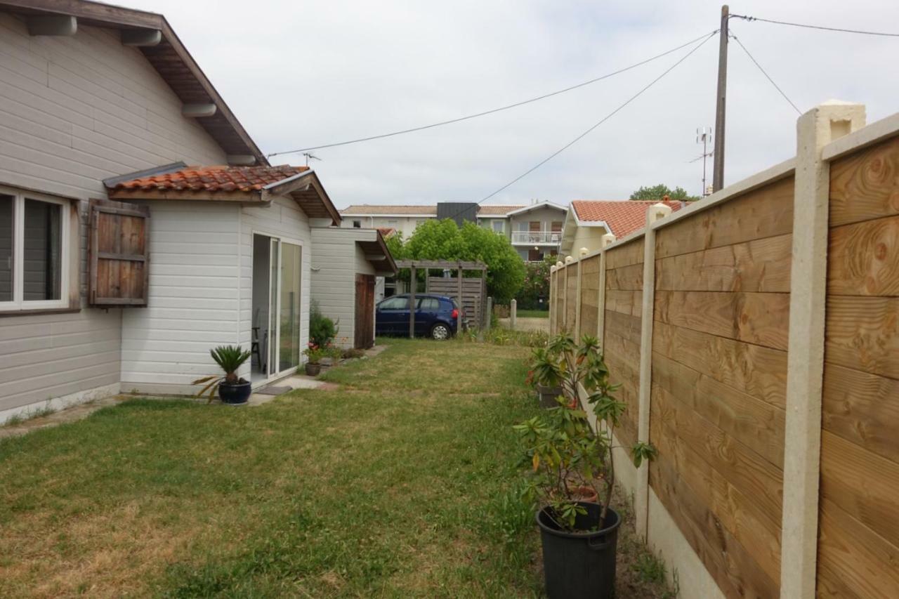 Maison De Vacances Pres Du Centre ลาเตสเตอ-เดอ-บูค ภายนอก รูปภาพ